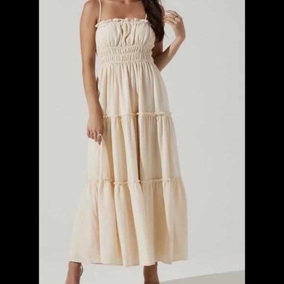 Astr Dresses & Skirts - Astr the label Smocked Crinkle Cream Maxi Dress L tiered Cottagecore Babydoll